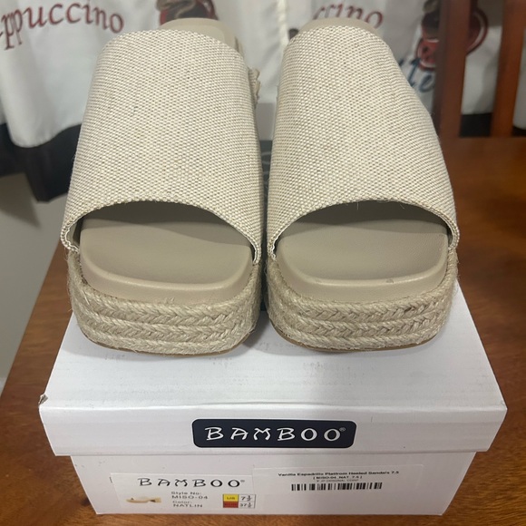 New in Box - Bamboo Vanilla Espadrille Platform Heeled Sandals Size 7.5 - Picture 2 of 4